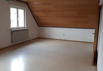 Wohnung Dreieich - 3 Zimmer, 88 m&sup2;, 900&euro; | Angebot:24716505