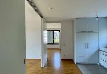 Wohnung Frankfurt Bockenheim - 3 Zimmer, 82 m&sup2;, 1.400&euro; | Angebot:26966152
