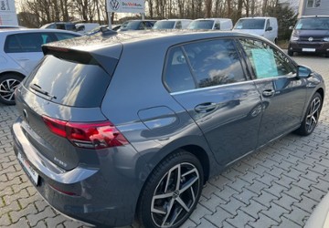 VW Golf 70.000 km 22.200 &euro; Frankfurt am Main 60329