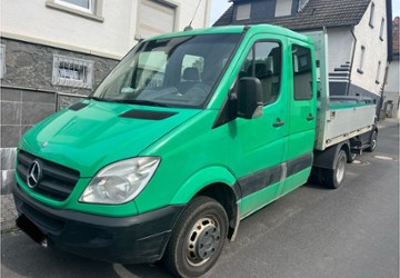 Mercedes-Benz Sprinter 170.000 km 12.900 &euro; Frankfurt am Main 65933
