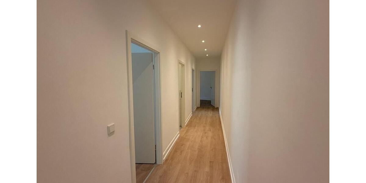 Etagenwohnung Frankfurt am Main Bockenheim - 4 Zimmer, 100 m&sup2;, 1.900&euro; | Angebot:26646128