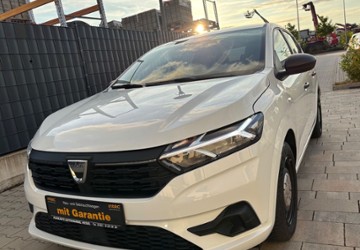 Dacia Sandero 24.000 km 8.449 &euro; Kelkheim 65779