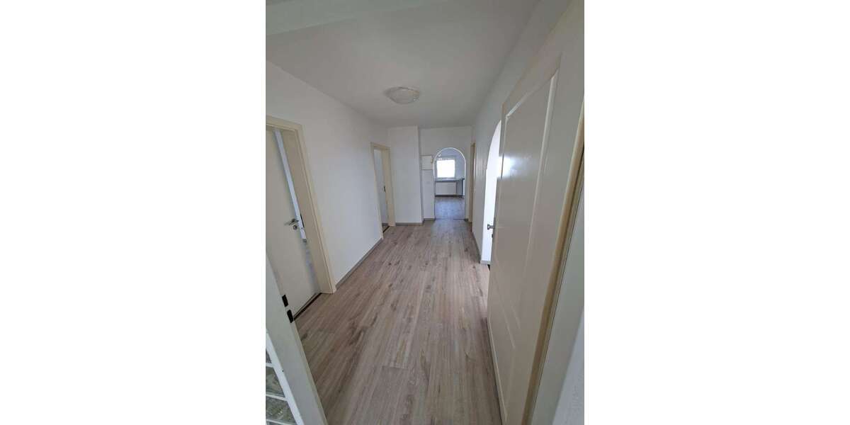 Etagenwohnung Erlensee - 3 Zimmer, 84 m&sup2;, 1.000&euro; | Angebot:27320293