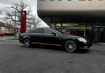 Mercedes-Benz S 400 225.000 km 12.800 &euro; Frankfurt am Main 60486