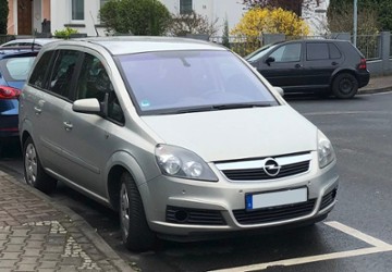 Opel Zafira 188.000 km 2.900 &euro; Frankfurt am Main 65929