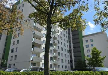 Wohnung Hanau Lamboy - 3 Zimmer, 77 m&sup2;, 700&euro; | Angebot:27327083