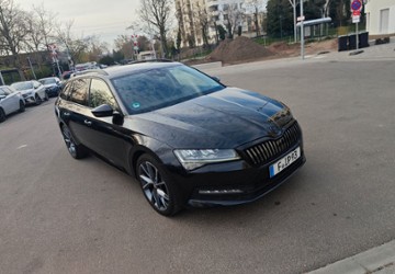 Skoda Superb 181.000 km 14.700 &euro; Frankfurt am Main 60439