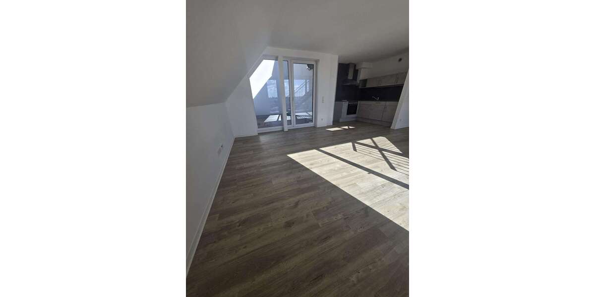 Etagenwohnung Frankfurt Bonames - 3 Zimmer, 95 m&sup2;, 1.615&euro; | Angebot:27333836